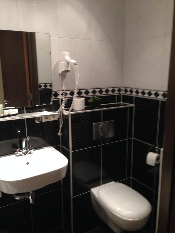 Hotel Arnhem Centraal Luaran gambar