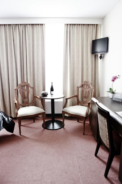 Hotel Arnhem Centraal Luaran gambar