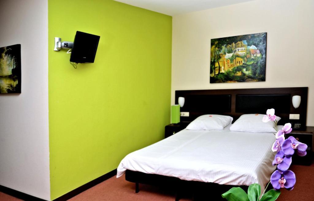 Hotel Arnhem Centraal Bilik gambar